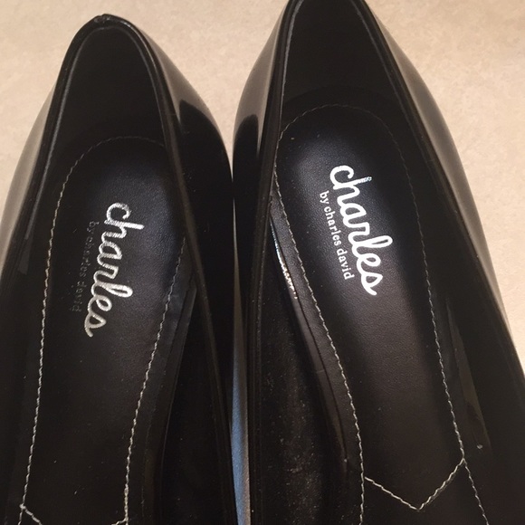 Low heel pumps - Picture 4 of 5